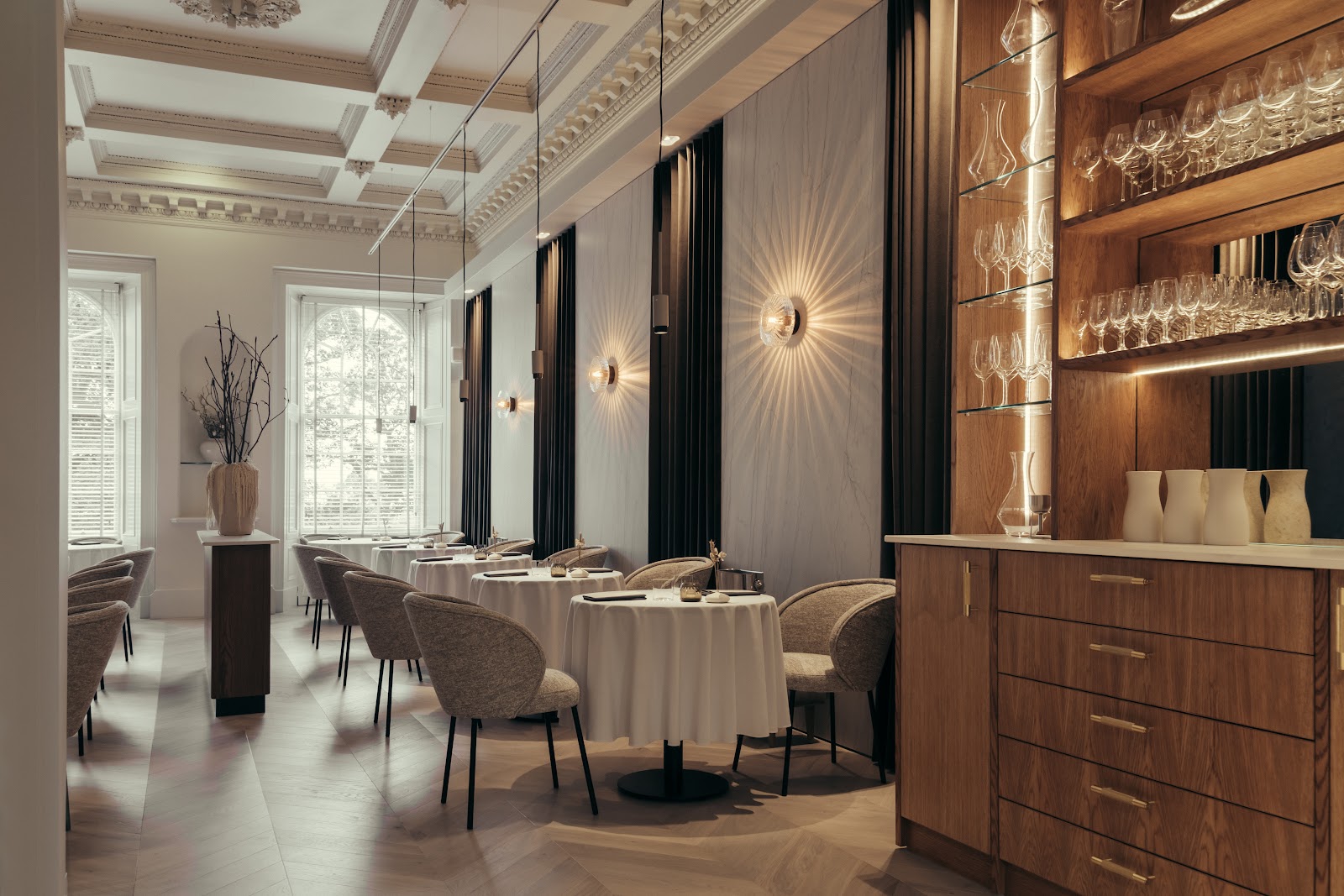 A grand dining room set for a client dinner in Edinburgh's New Town