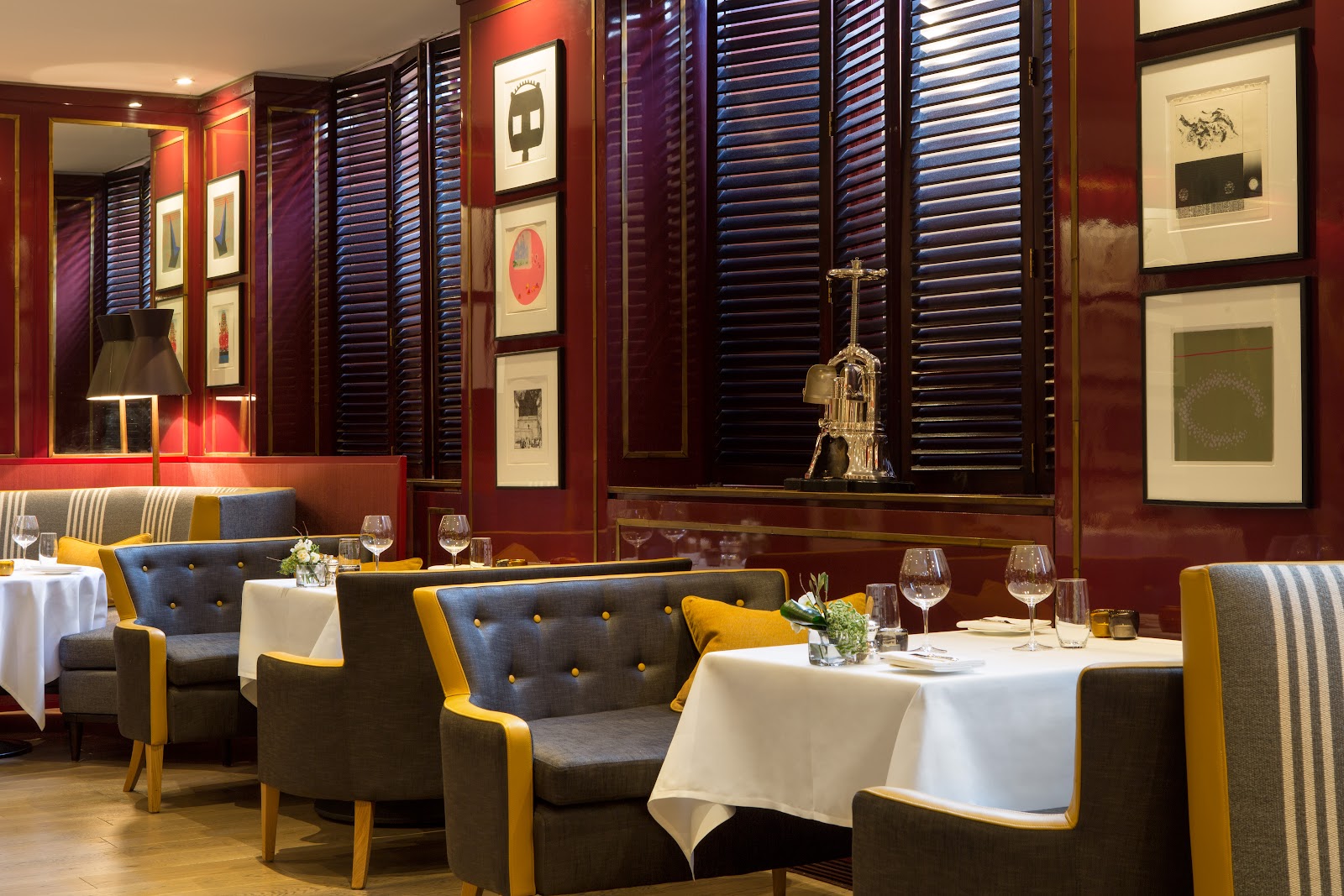 A milestone anniversary table laid in a grand Edinburgh hotel dining room