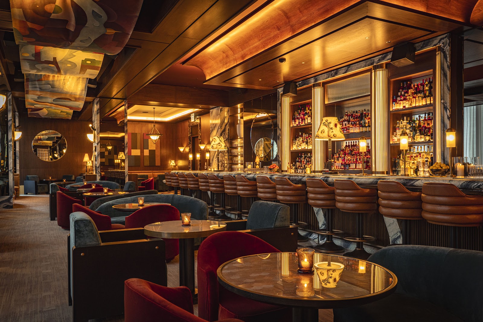 The dining room at Tre Dita inside The St. Regis Chicago